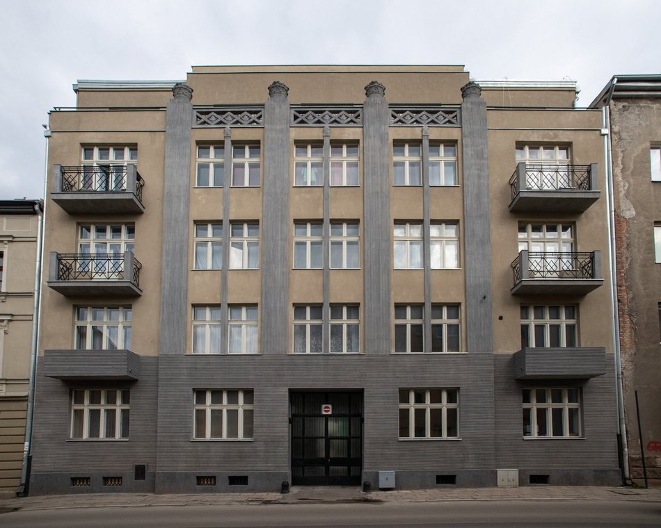 Kamienica przy ul. Radwańskiej 25