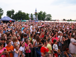 Łódź. X krajowe Święto Truskawki w Buczku