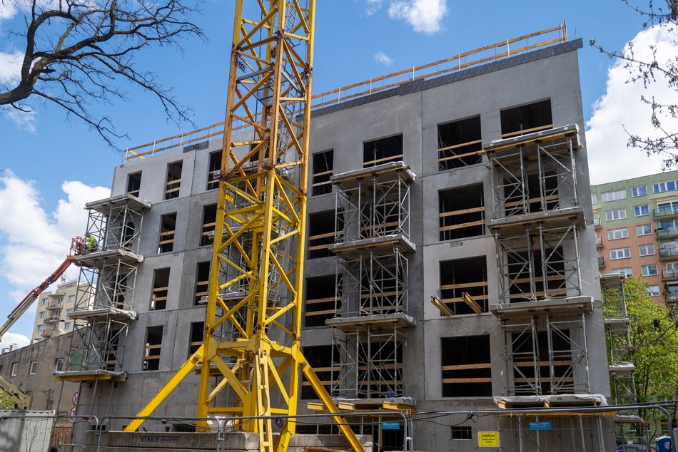 Łódź. Nowe mieszkania miejskie przy Młynarskiej w Łodzi rosną w oczach! Na jakim etapie są prace?
