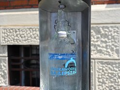 Łódź. Nowy zdrój z wodą w Łodzi. Powstał w odpowiedzi na potrzeby mieszkańców