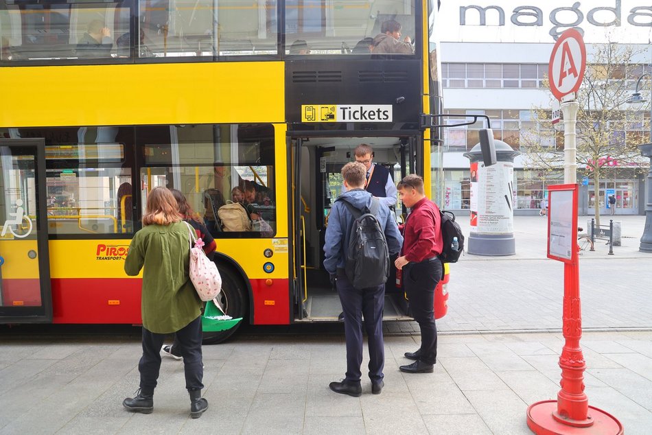 Łódzkie Linie Turystyczne już na trasach! Tak Łodzianie zwiedzają Łódź