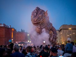 Spektakularny spektakl nad głowami! Piękna atrakcja na urodziny Manufaktury!