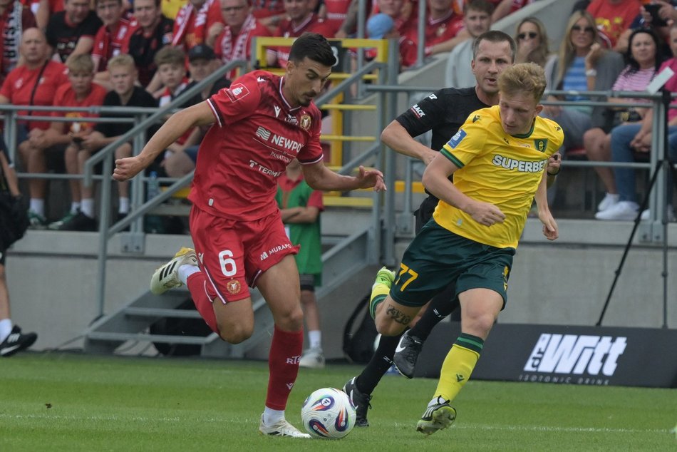 Widzew Łódź pokonuje GKS Katowice. Pełna rehabilitacja drużyny!