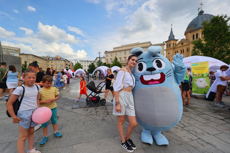 Łodzianie świętują 602. Urodziny Łodzi na Piotrkowskiej i placu Wolności
