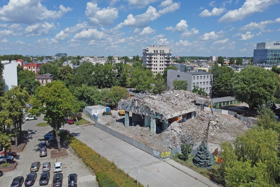 Kończy się rozbiórka wieżowca Gazowni Łódzkiej