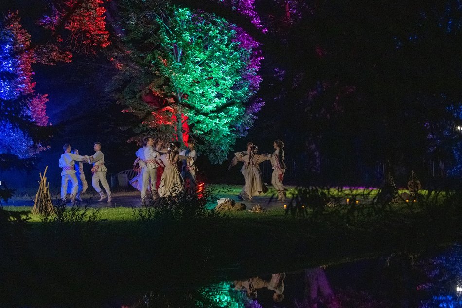 Łódź. Noc Świętojańska w Ogrodzie Botanicznym w Łodzi