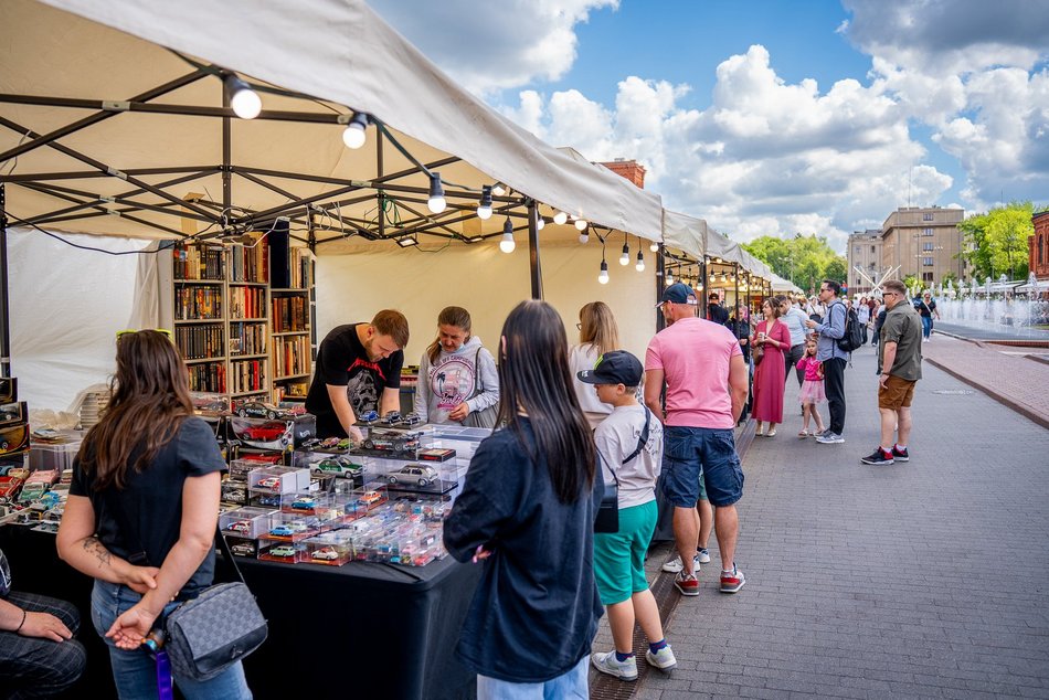 Łódź. Targi Handmade w Manufakturze w Łodzi. Rękodzieło, design i unikatowe produkty