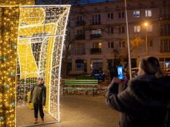 Świąteczna instalacja na Kozinach