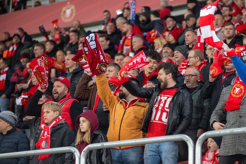 Kibice na meczu Widzewa Łódź z Radomiakiem Radom