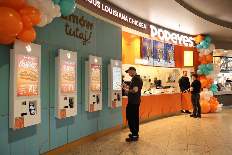 Popeyes w Łodzi otwarty! Tłum czekał nawet kilkanaście godzin