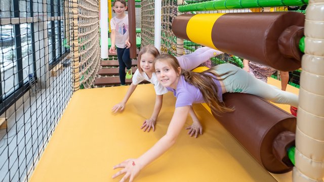 Ferie zimowe 2026 w Łodzi. Rusza elektroniczny system zgłoszeń. Nie przegap terminu! [SZCZEGÓŁY]