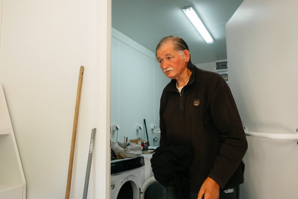 MOPS Łódź pomaga bezdomnym przez cały rok. Duże zainteresowanie mobilnymi łaźniami