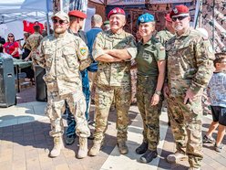 Łódź. Piknik Fundacji Pomoc dla Weterana w Manufakturze. Przyjdź i porozmawiaj z polskimi bohaterami