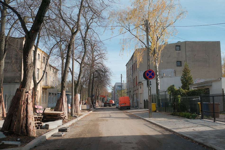 Łódź. Nowa droga do Politechniki w Łodzi. Ułatwi dojazd na Górniak