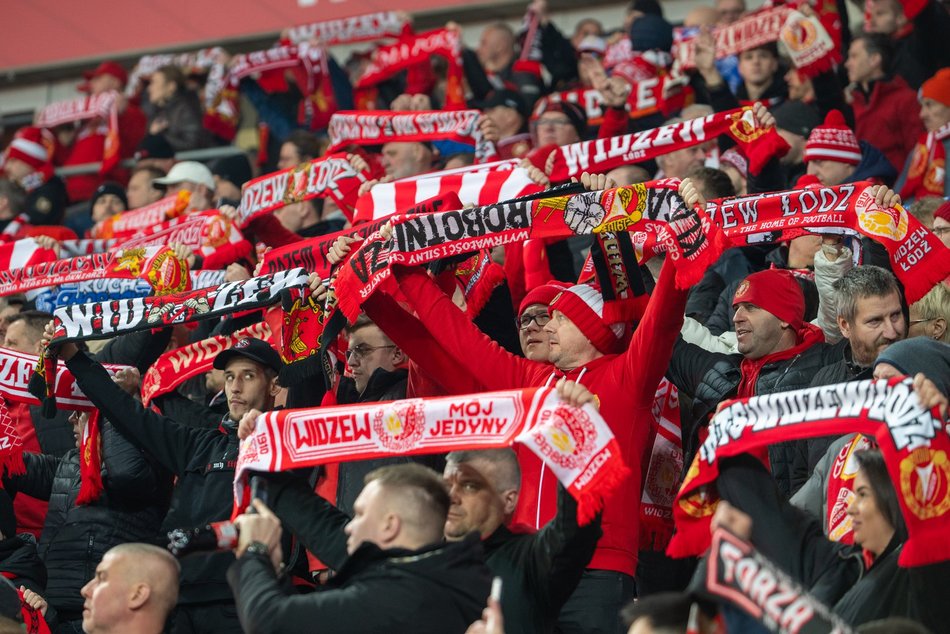 Łódź. Kibice na meczu Widzew Łódź - Lech Poznań. Byłeś/aś? Znajdź się w galerii!