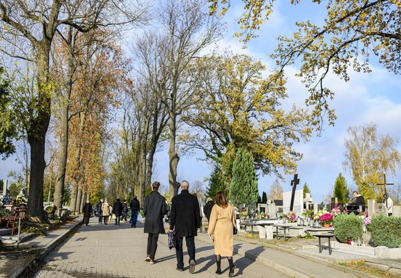 Łódź. Zmiany w opłatach na cmentarzach komunalnych