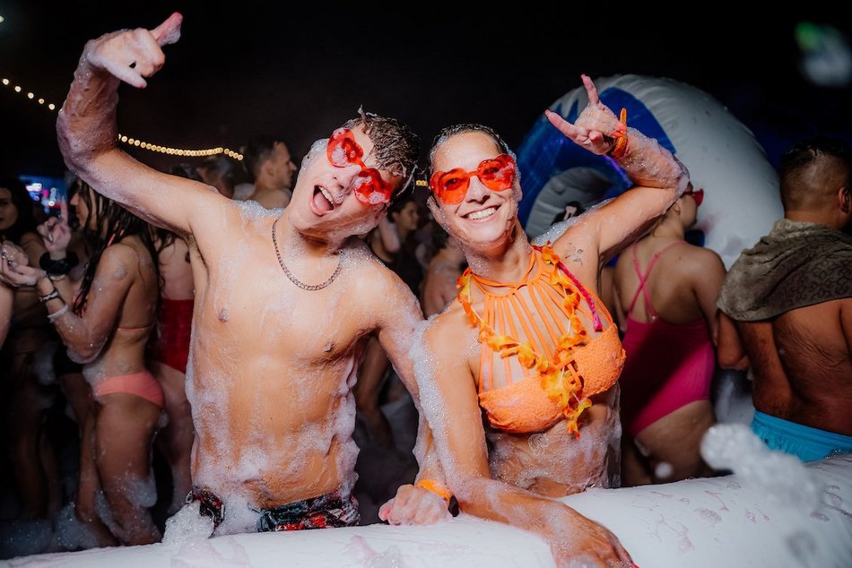 Łódź. Pink Party w Aquaparku Fala. To najbardziej różowa impreza w Łodzi