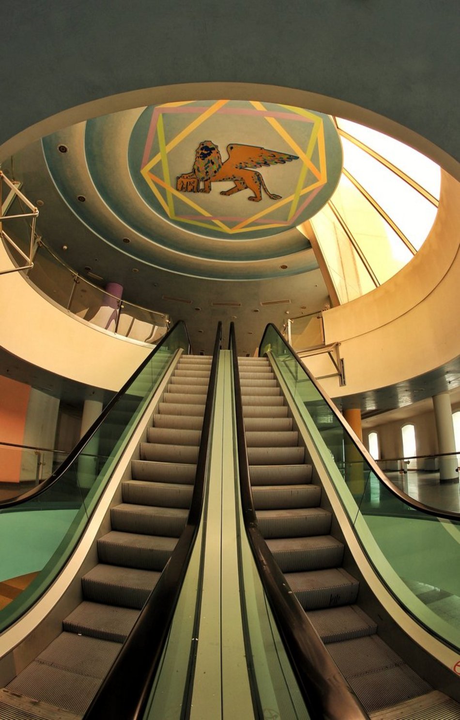 dawne centrum handlowe w Łodzi