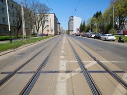 Łódź. Wielki remont Franciszkańskiej w Łodzi. Wyburzą kamienicę, żeby powstał pas ruchu!