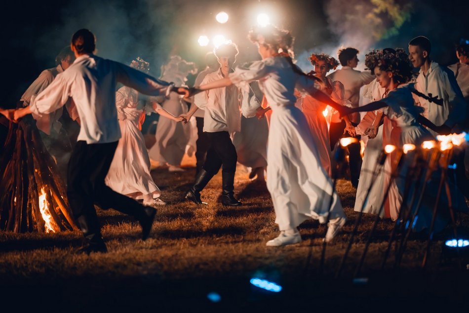 Łódź. Noc Świętojańska w Ogrodzie Botanicznym w Łodzi. Pełno magii, tańca i niezwykłych rytuałów
