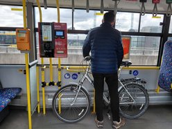 Łódź. Czy można przewozić rower w MPK Łódź? Sprawdź, jakie są zasady!