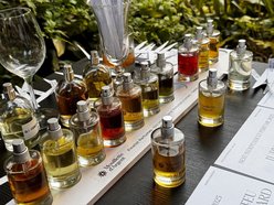 Łodź. Studenci Politechniki Łódzkiej w finale międzynarodowym konkursu perfumeryjnego