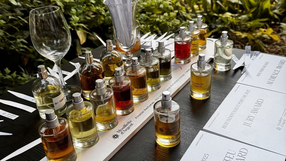 Łodź. Studenci Politechniki Łódzkiej w finale międzynarodowym konkursu perfumeryjnego