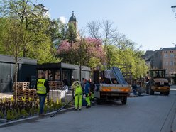 Plac Komuny Paryskiej w remonecie