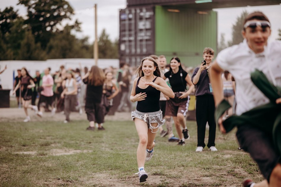 Łódź Summer Festival 2025 wystartował! Otwarcie bram i tłumy biegnące pod scenę!