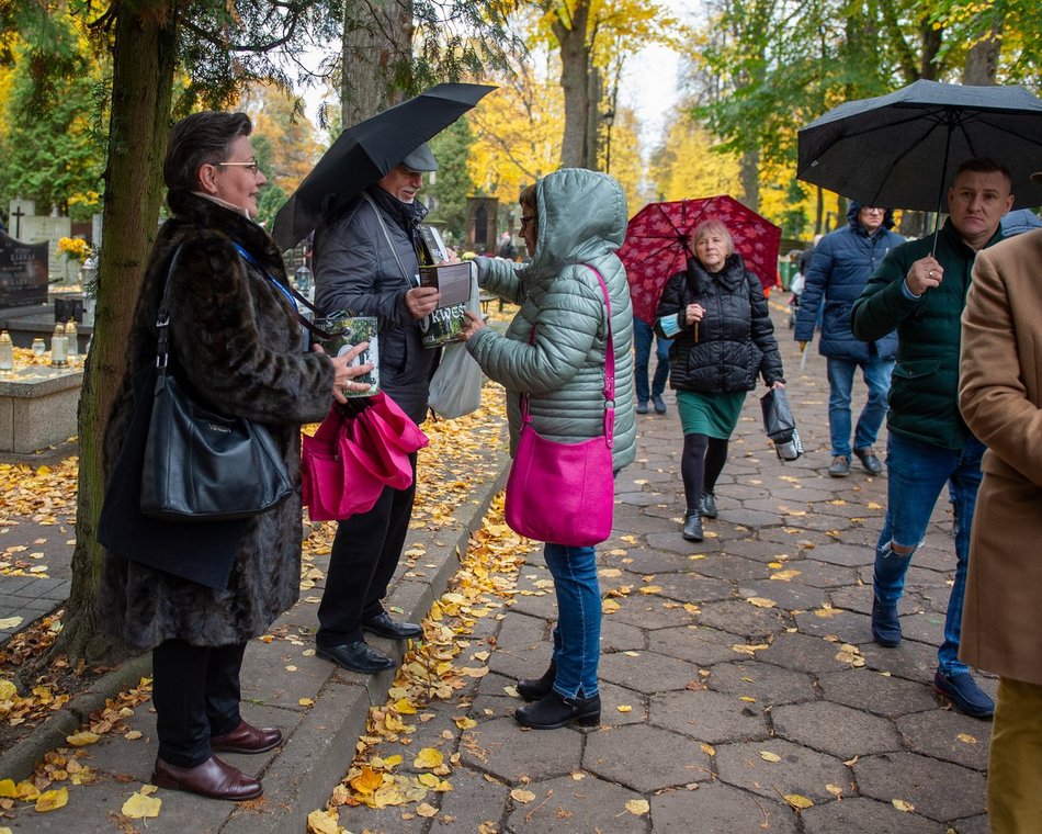 Kwesta na Starym Cmentarzu w Łodzi