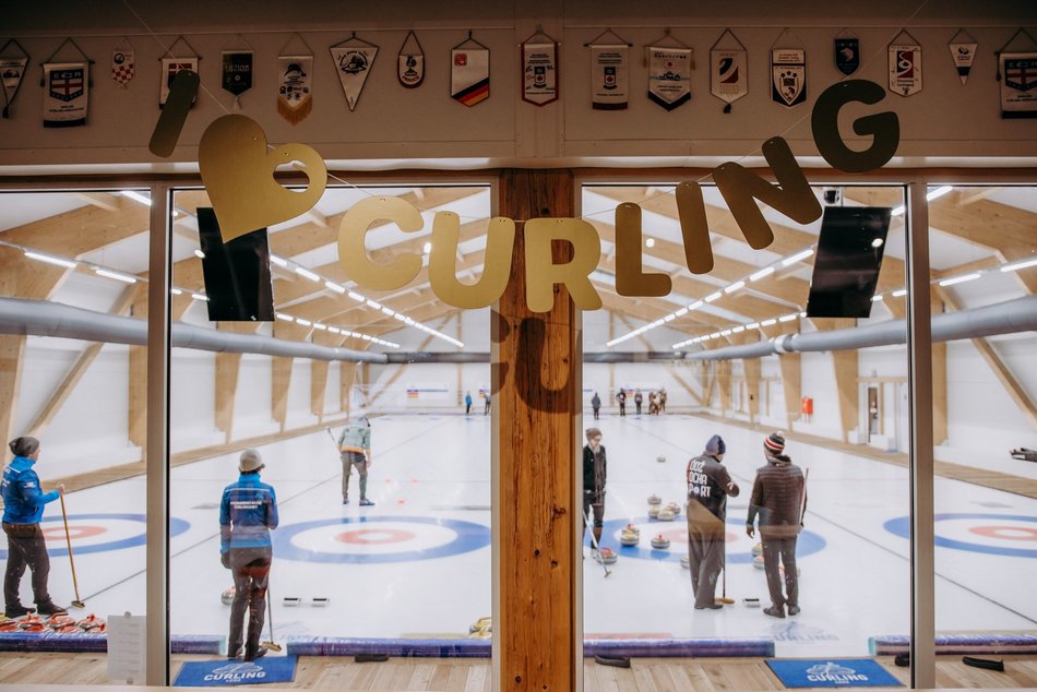 Łódź. To jedyna taka hala w Polsce! Łódź stolicą curlingu!