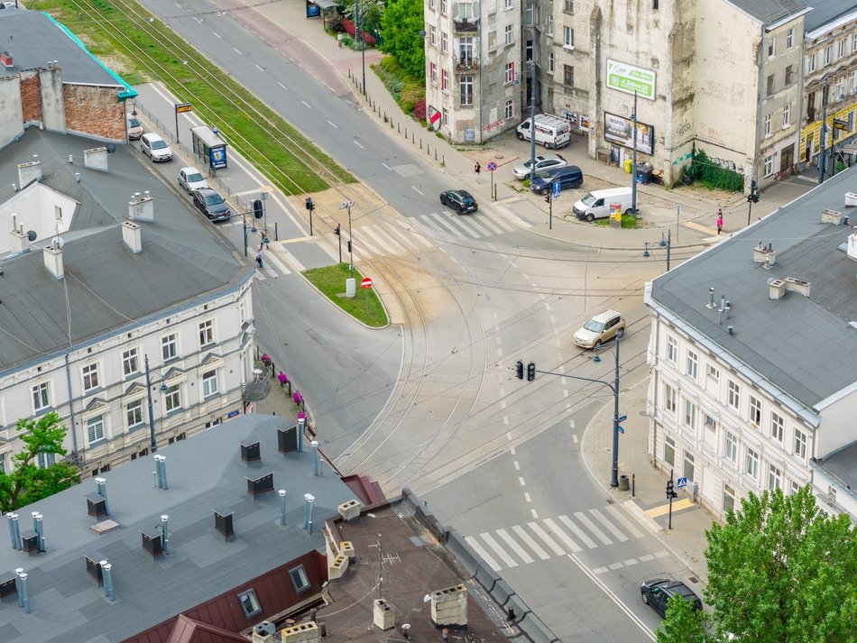 Łódź. Remont torowiska na skrzyżowaniu ul. Kopernika i ul. Żeromskiego w Łodzi