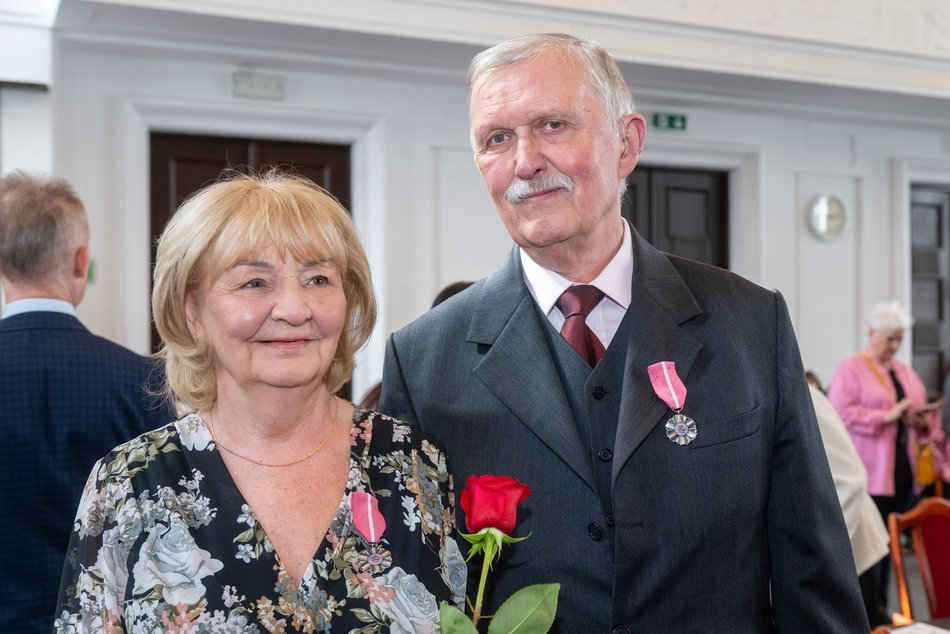 Łódź. Medale za długoletnie pożycie małżeńskie. Ich miłość przetrwała pół wieku!