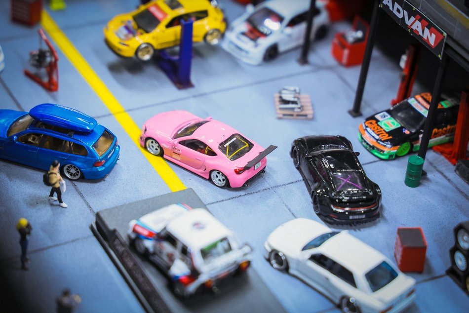Łódź. Hot Wheels opanowały halę Expo Łódź! Setki miniatur aut, wyścigi na żywo i nie tylko!