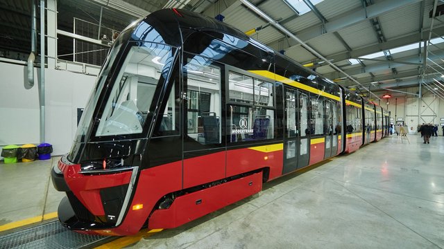 Nowoczesny tramwaj w MPK Łódź. Tak Moderus Gamma wygląda z bliska [ZDJĘCIA]