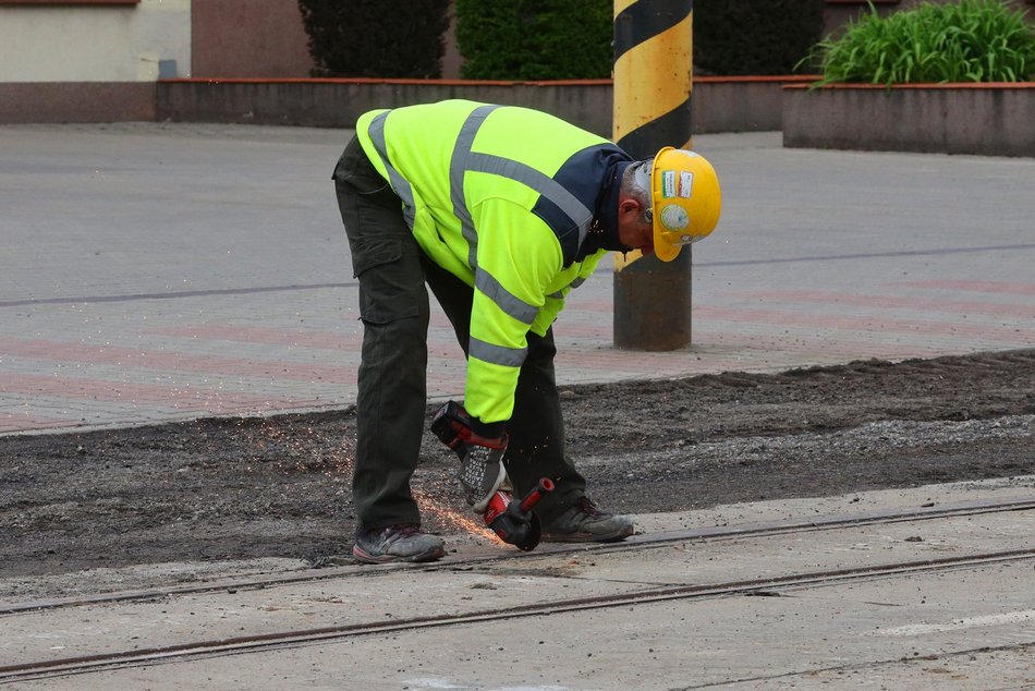 Przybyszewskiego w remoncie. Sprawdzamy, jak przebiegają prace.