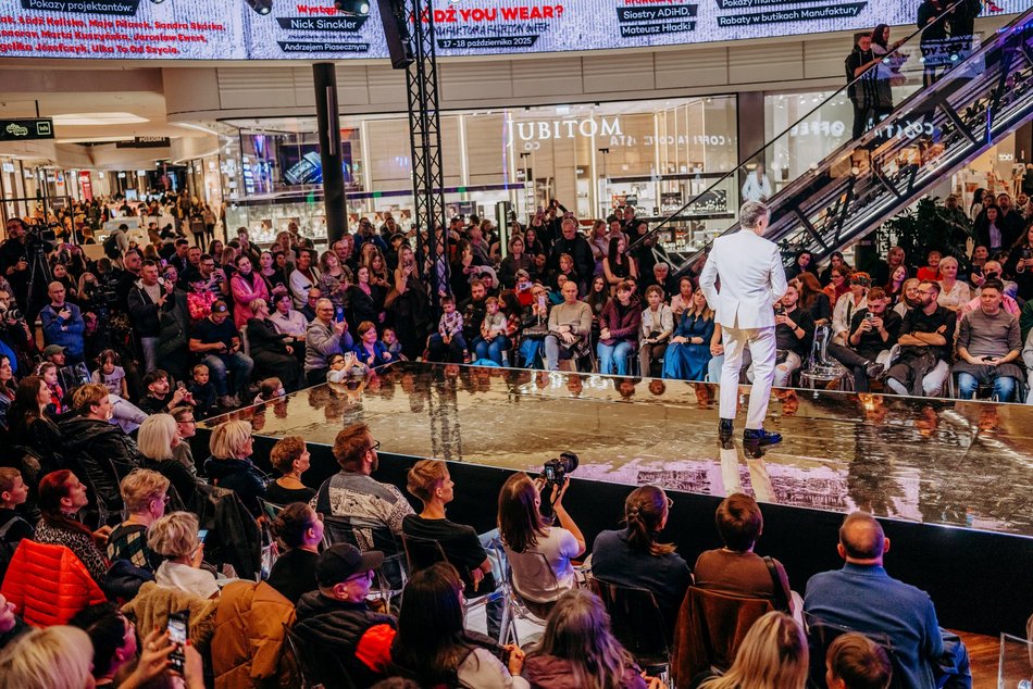 Łódź. Manufaktura Fashion Week w Łodzi. Kolekcja Jarosława Ewerta, koncert Andrzeja Piasecznego i więcej