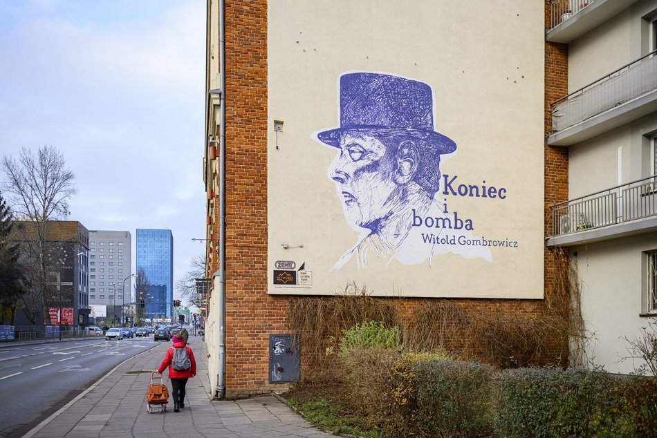 Nowy mural w Łodzi! Witold Gombrowicz uwieczniony na ścianie Centrum Biurowego ZENIT