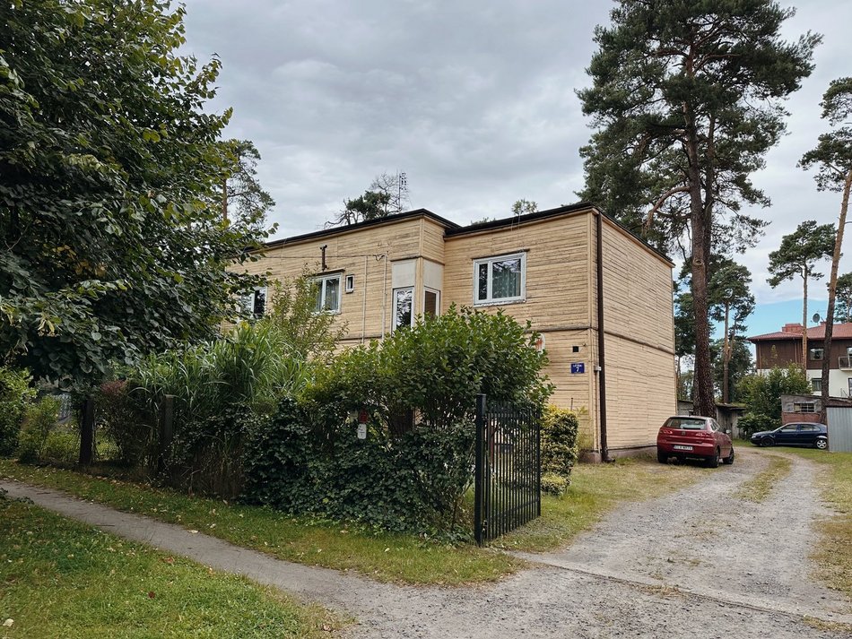 Kolumna-Las, Łask, zabytkowe wille, architektura drewniana