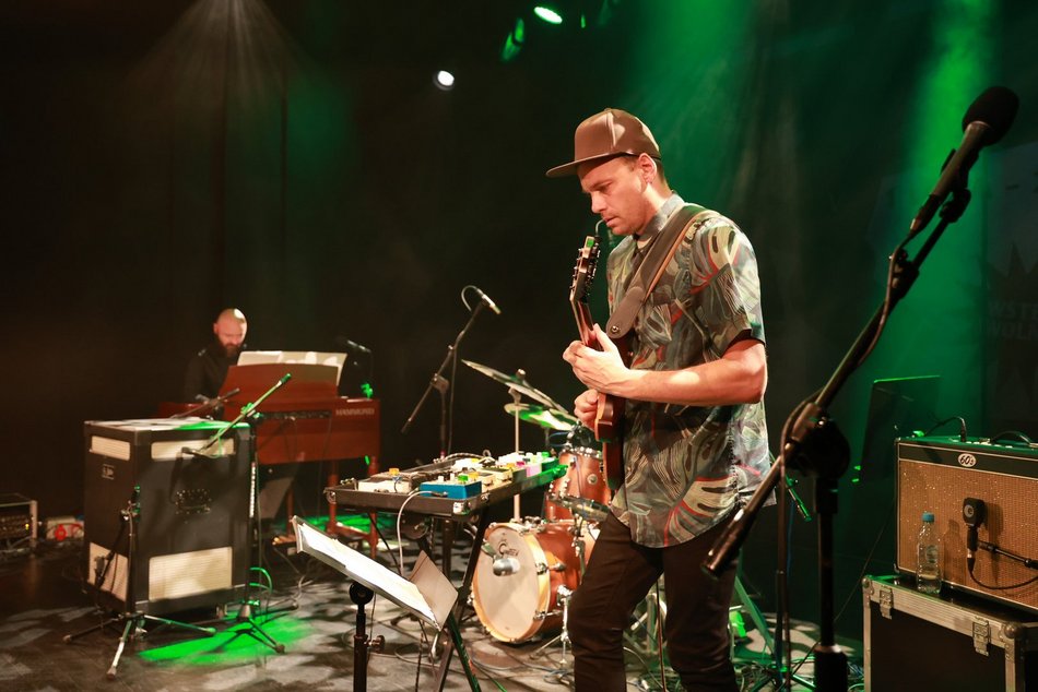 Łódź. Jazzowe wtorki w Łodzi. Witold Janiak Trio z interpretacją utworów Krzysztofa Komedy