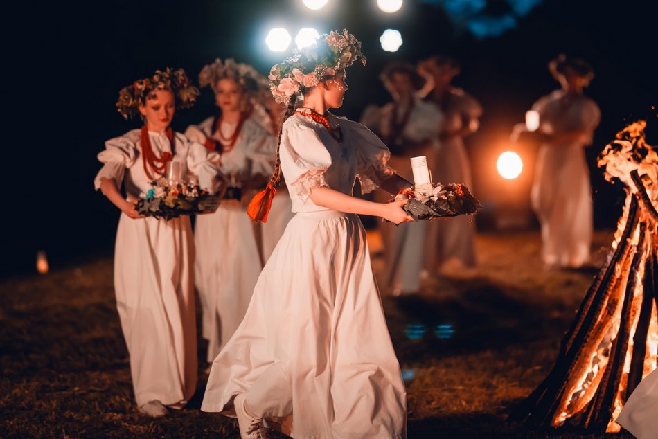 Łódź. Noc Świętojańska w Ogrodzie Botanicznym w Łodzi. Pełno magii, tańca i niezwykłych rytuałów