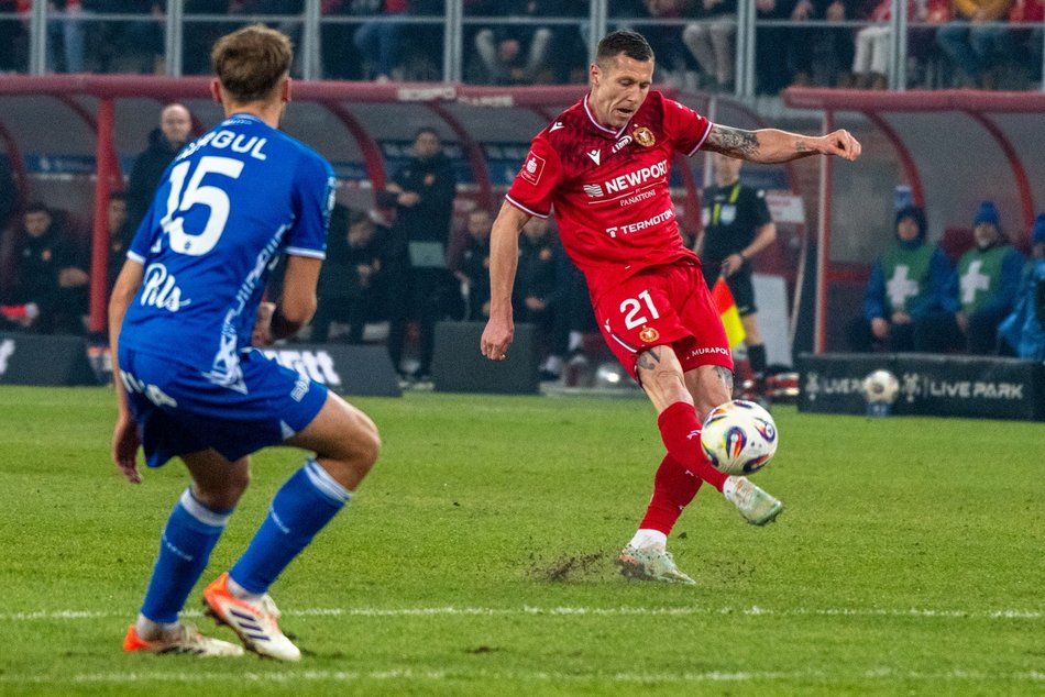 Łódź. Wymarzony debiut Vukovicia! Widzew Łódź triumfuje nad Lechem Poznań