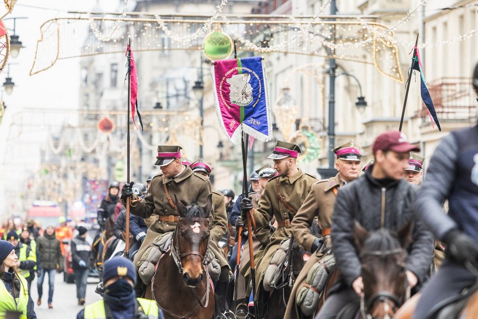 Łódź. WOŚP 2025 w Łodzi. Wielka Szarża przeszła Piotrkowską. Co za widok!