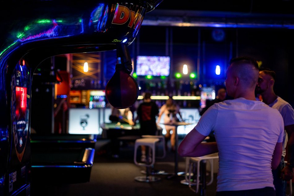 Atrakcje na wieczór ze znajomymi w Łodzi