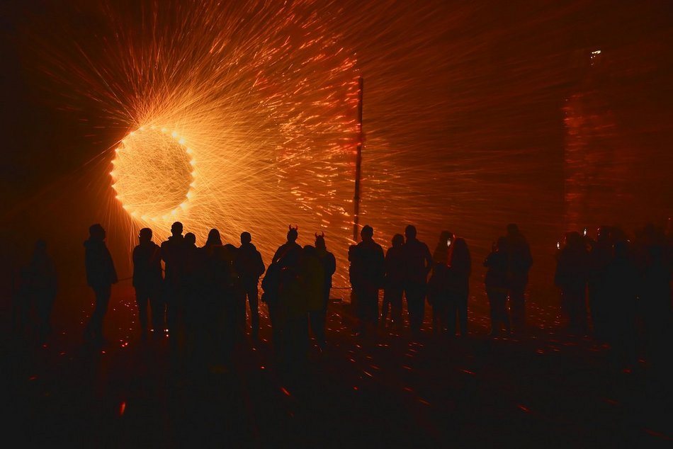 Łódź. To jak przejście do innego wymiaru! Takie rzeczy tylko na Light Move Festival