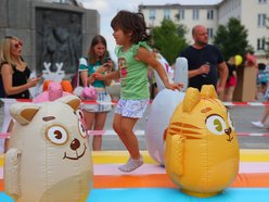 Łodzianie świętują 602. Urodziny Łodzi na Piotrkowskiej i placu Wolności