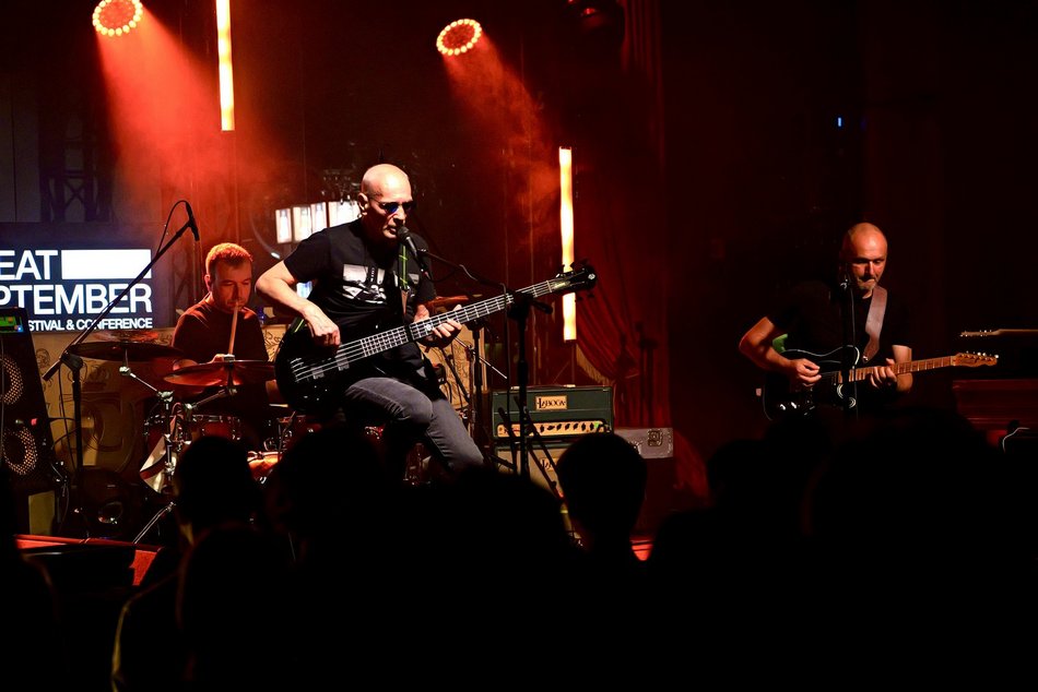 Lech Janerka na Great September 2025 w Łodzi. Artysta zagrał w Teatr Clubie