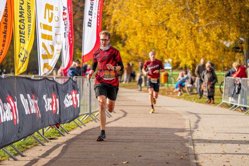 Łódź. Jesienny Festiwal Szakala w Łodzi. Brałeś/aś udział w biegu? Znajdź się na zdjęciach