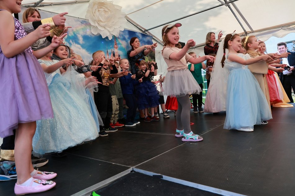 Przedszkole nr 215 w Łodzi świętuje 40-lecie! Przedszkolaki skradły całe show