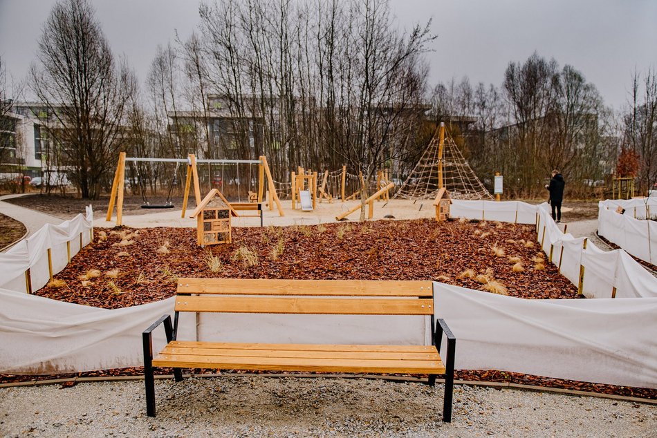 Łódź. Nowości w parku Pileckiego w Łodzi! Fabryka piasku, więcej zieleni i kosze na śmieci